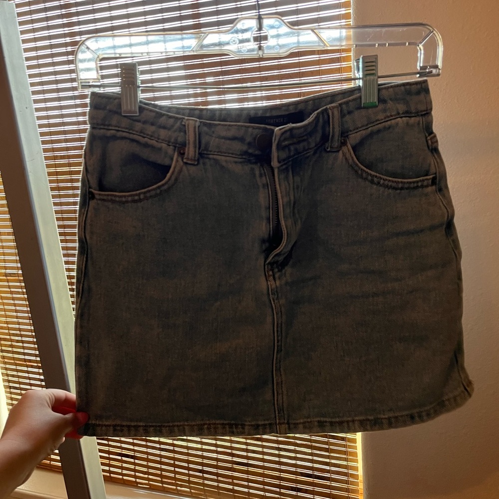 F21 Skirt size small
